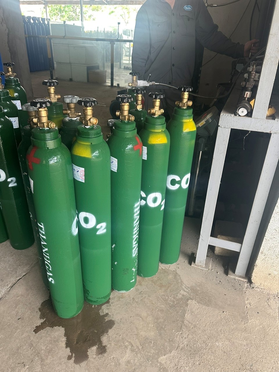 KHÍ CO₂ (CARBON DIOXIDE)